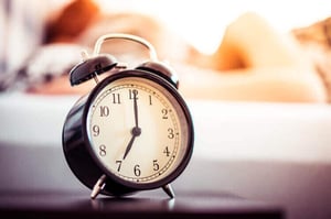 vintage-alarm-clock-and-sleeping-woman-picjumbo-com (1) (1) (1)